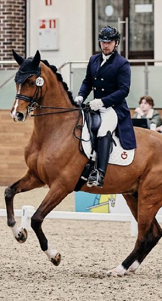 Кубок Кремля по конноспортивной выездке стартовал в Максима Парк