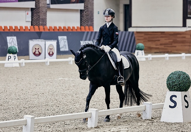 Продолжается неделя выездки!