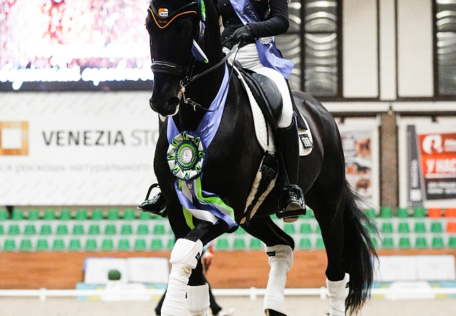 Выездковый турнир стартовал в MAXIMA PARK! 