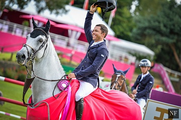 Розовый взрыв: 110 лет  Jumping International de Dinard